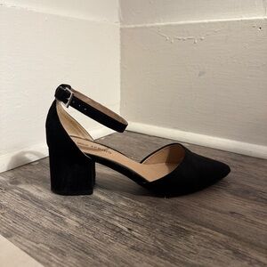 Black Pointed Toe Block Heels
